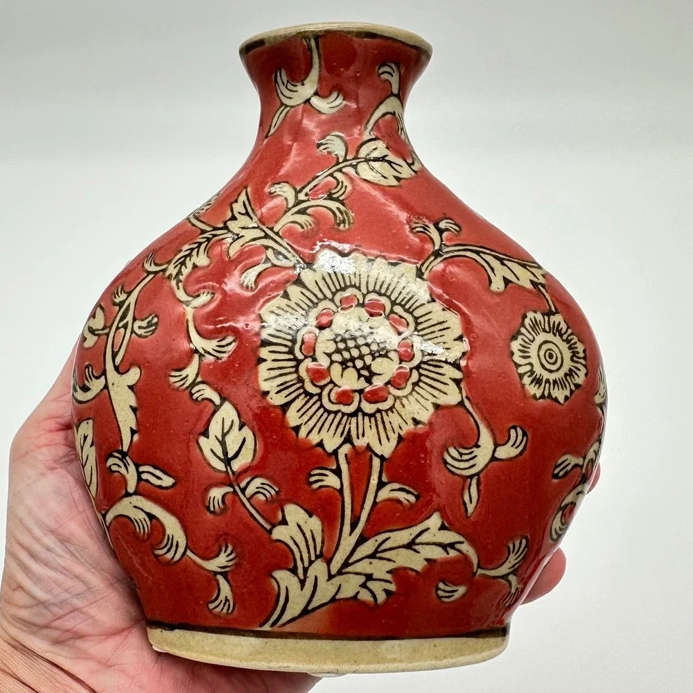 Vintage Chinoiserie Cizhou Style Red Ceramic Flat Pillow Vase Floral 5.5